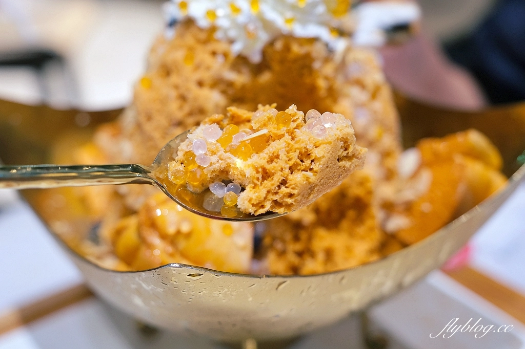 泰國曼谷｜Pang Cha Cafe IconSiam．米其林指南推薦泰式奶茶剉冰，傳說中的泰國剉冰天花板 @飛天璇的口袋