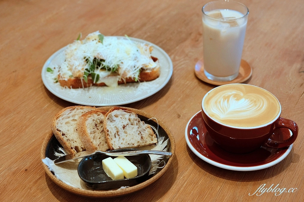 台中北區｜拉福客烘焙 Lucky Fork．台中酸麵包甜點專賣，宛如法式料理的早午餐 @飛天璇的口袋