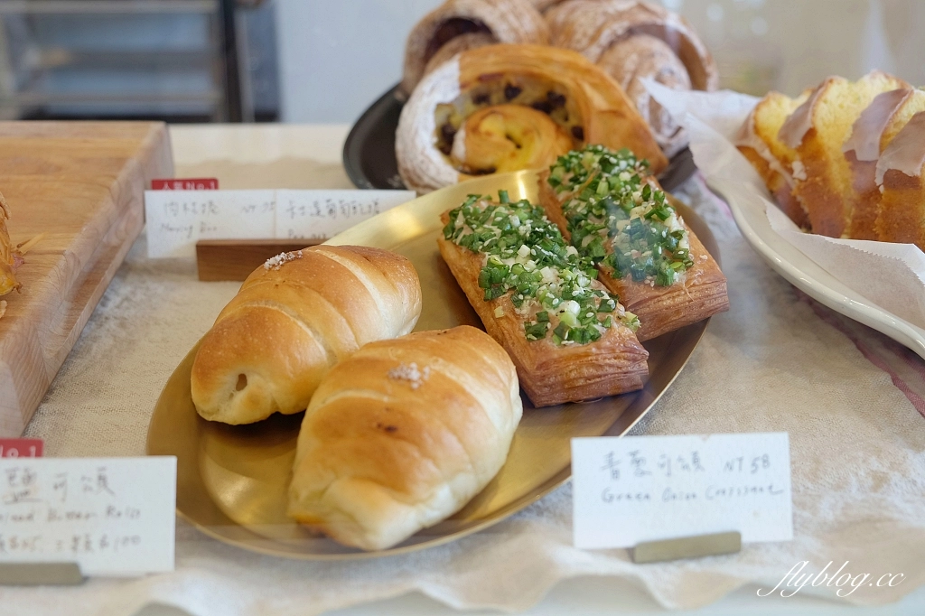 台中北區｜拉福客烘焙 Lucky Fork．台中酸麵包甜點專賣，宛如法式料理的早午餐 @飛天璇的口袋