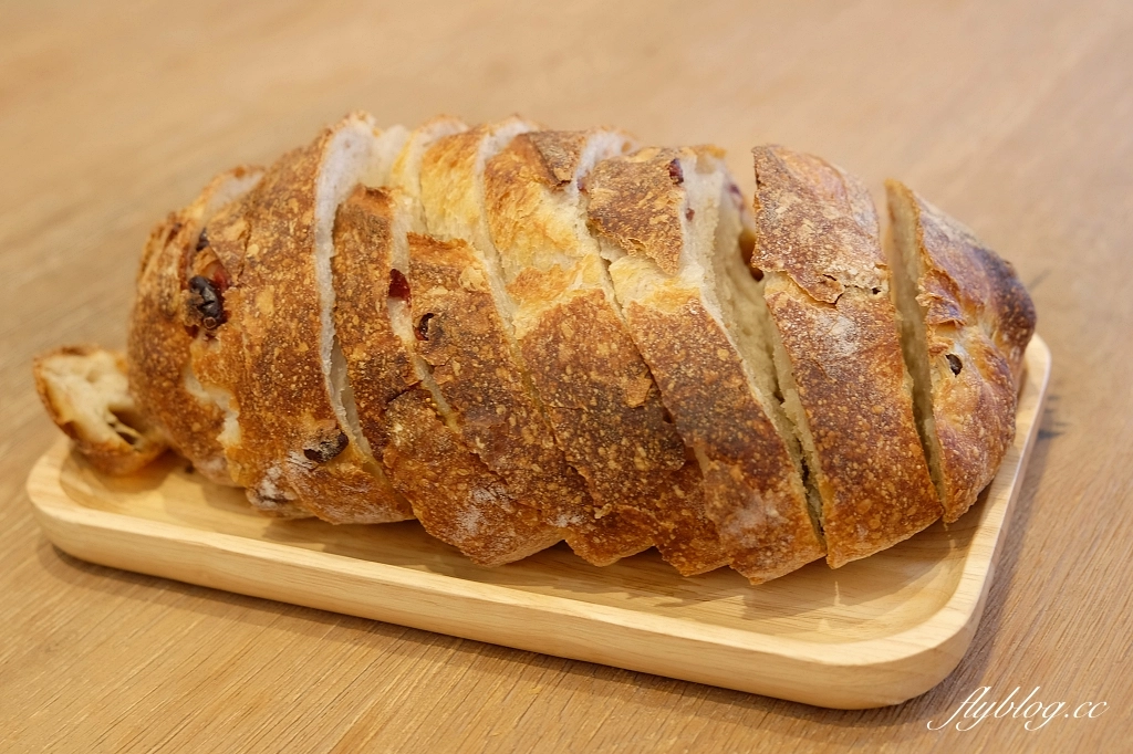 台中北區｜拉福客烘焙 Lucky Fork．台中酸麵包甜點專賣，宛如法式料理的早午餐 @飛天璇的口袋