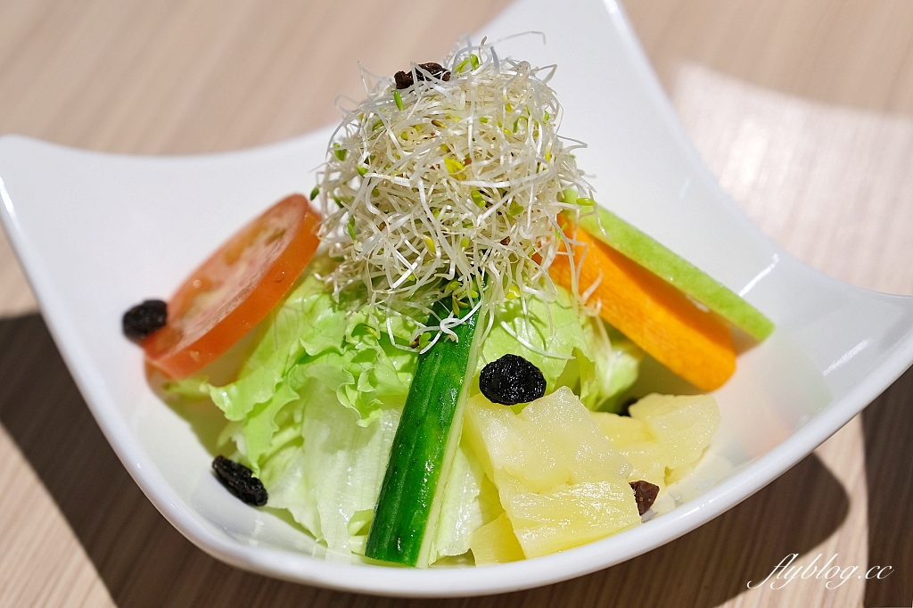 台中東區｜喬e歐爸爸手工披薩吃到飽．369元起披薩吃到飽，義大利麵和炸雞也很好吃 @飛天璇的口袋