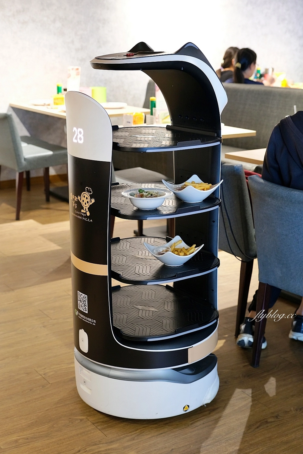 台中東區｜喬e歐爸爸手工披薩吃到飽．369元起披薩吃到飽，義大利麵和炸雞也很好吃 @飛天璇的口袋