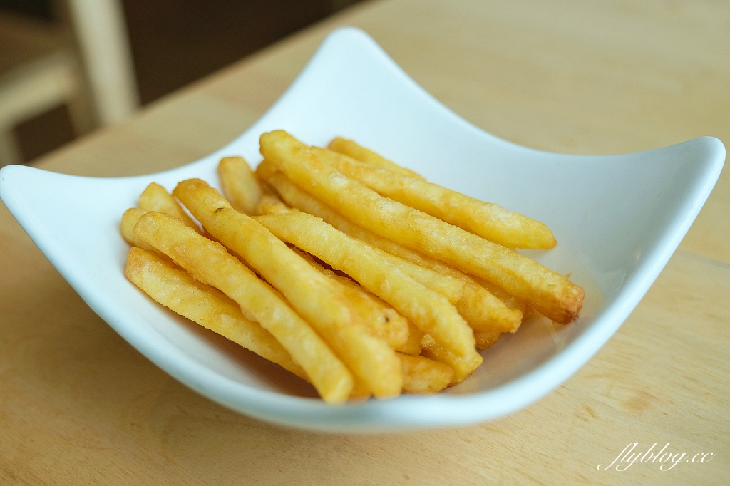 台中東區｜喬e歐爸爸手工披薩吃到飽．369元起披薩吃到飽，義大利麵和炸雞也很好吃 @飛天璇的口袋