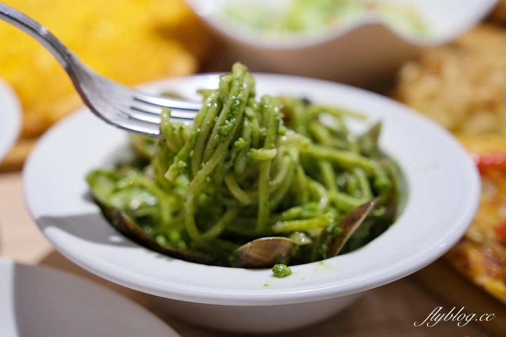 台中東區｜喬e歐爸爸手工披薩吃到飽．369元起披薩吃到飽，義大利麵和炸雞也很好吃 @飛天璇的口袋