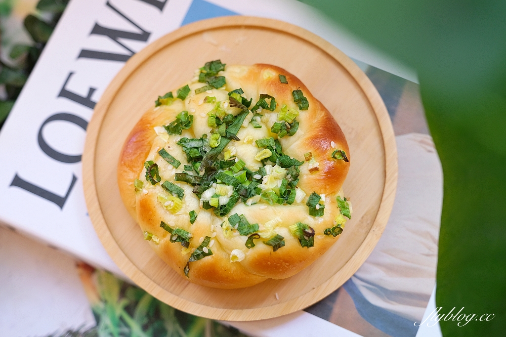 台中北區｜羅娃麵包坊．師承日本師傅野上智寬，台中老字號麵包店 @飛天璇的口袋