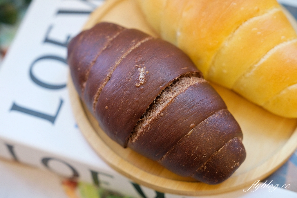 台中北區｜羅娃麵包坊．師承日本師傅野上智寬，台中老字號麵包店 @飛天璇的口袋