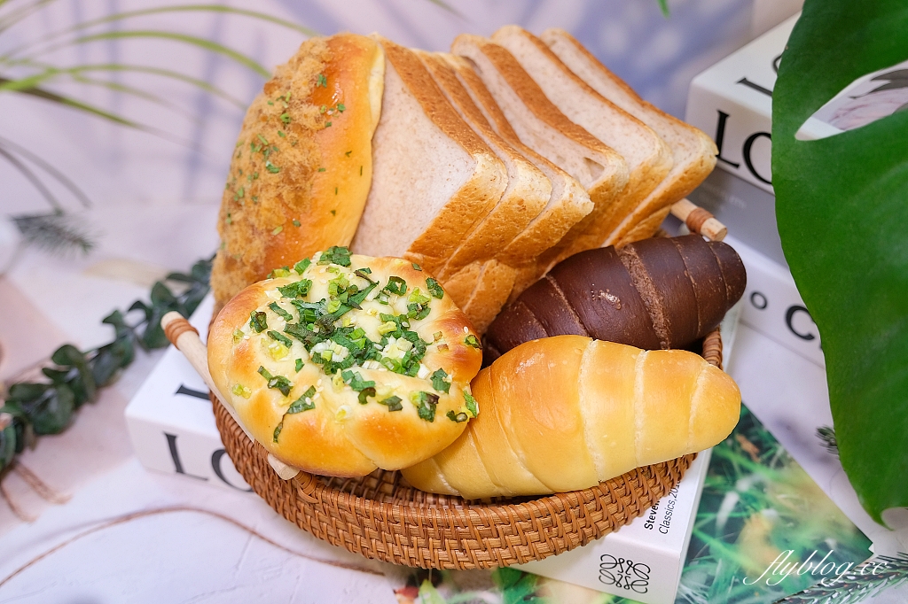 台中北區｜羅娃麵包坊．師承日本師傅野上智寬，台中老字號麵包店 @飛天璇的口袋