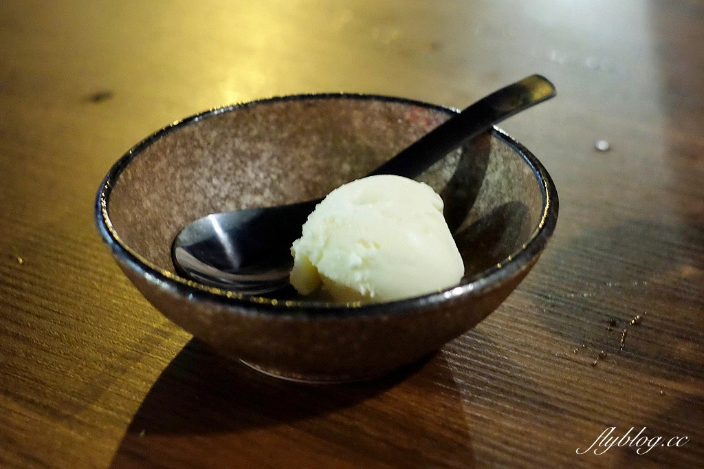 台中北屯｜灸居串燒專門．充滿LOFT風格的居酒屋，服務好氣氛佳食物好吃 @飛天璇的口袋