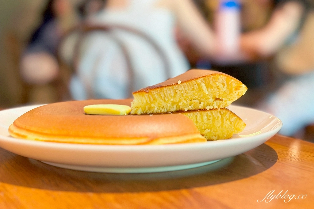 台中西區｜HSH Project．超好吃的厚鬆餅，不能預約的咖啡館 @飛天璇的口袋