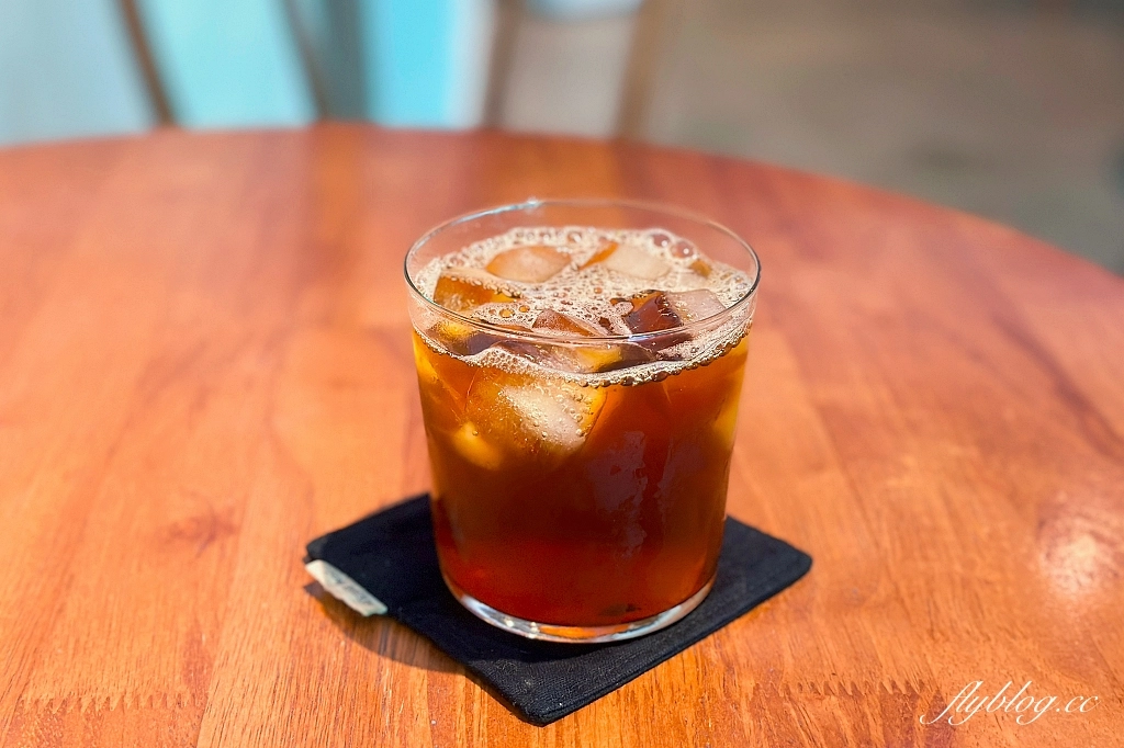 台中西區｜HSH Project．超好吃的厚鬆餅，不能預約的咖啡館 @飛天璇的口袋