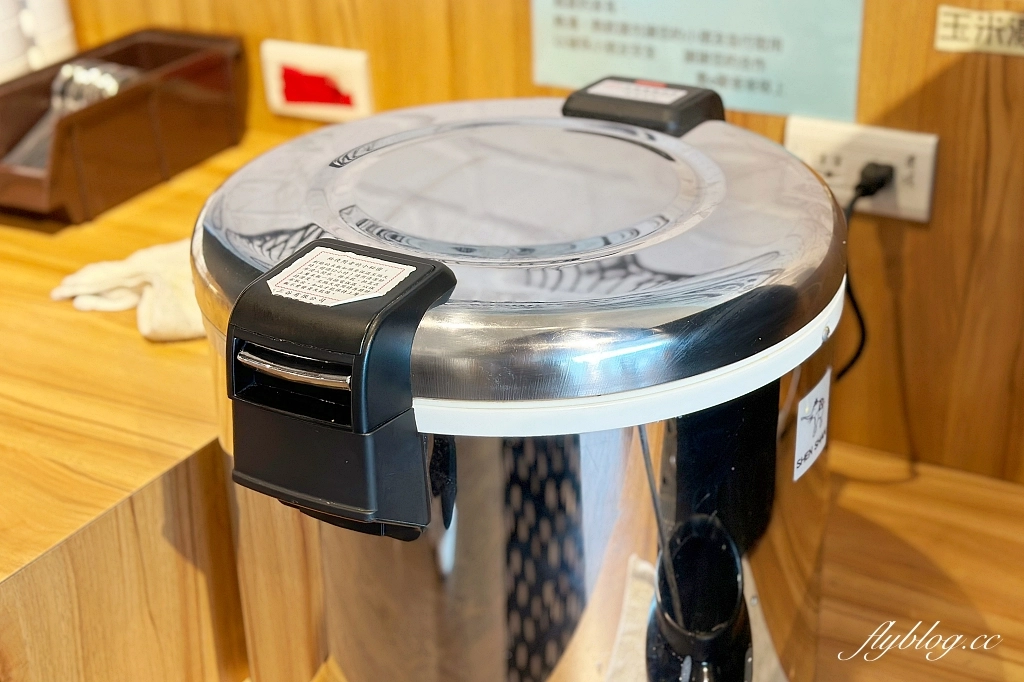 台中東區｜喬e歐爸爸手工披薩吃到飽．369元起披薩吃到飽，義大利麵和炸雞也很好吃 @飛天璇的口袋