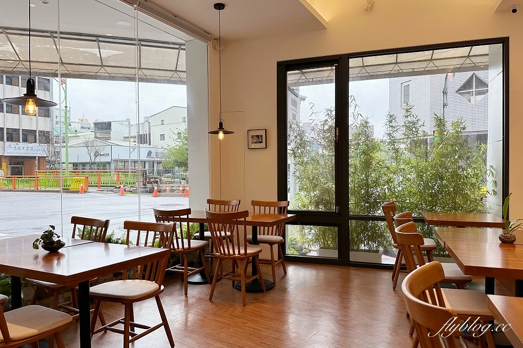 台中北區｜拉福客烘焙 Lucky Fork．台中酸麵包甜點專賣，宛如法式料理的早午餐 @飛天璇的口袋