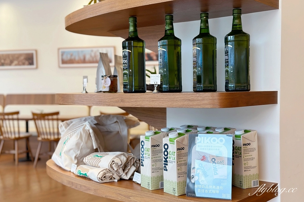 台中北區｜拉福客烘焙 Lucky Fork．台中酸麵包甜點專賣，宛如法式料理的早午餐 @飛天璇的口袋