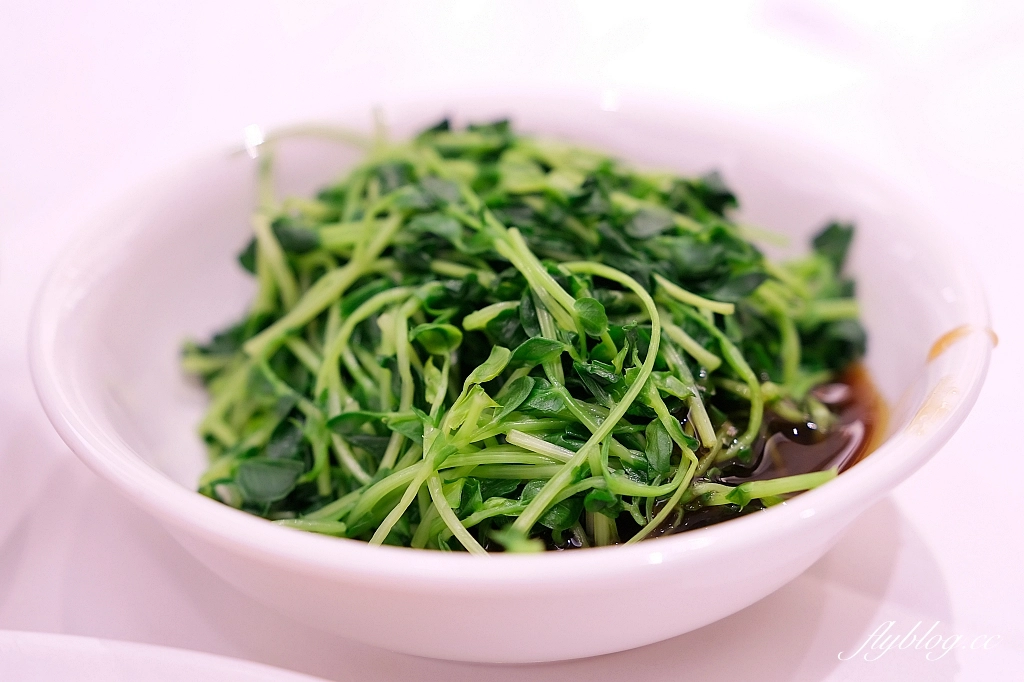 台北松山｜梅花廳粵菜飲茶．兄弟大飯店港式飲茶，飲茶就是要懷舊的手推車 @飛天璇的口袋