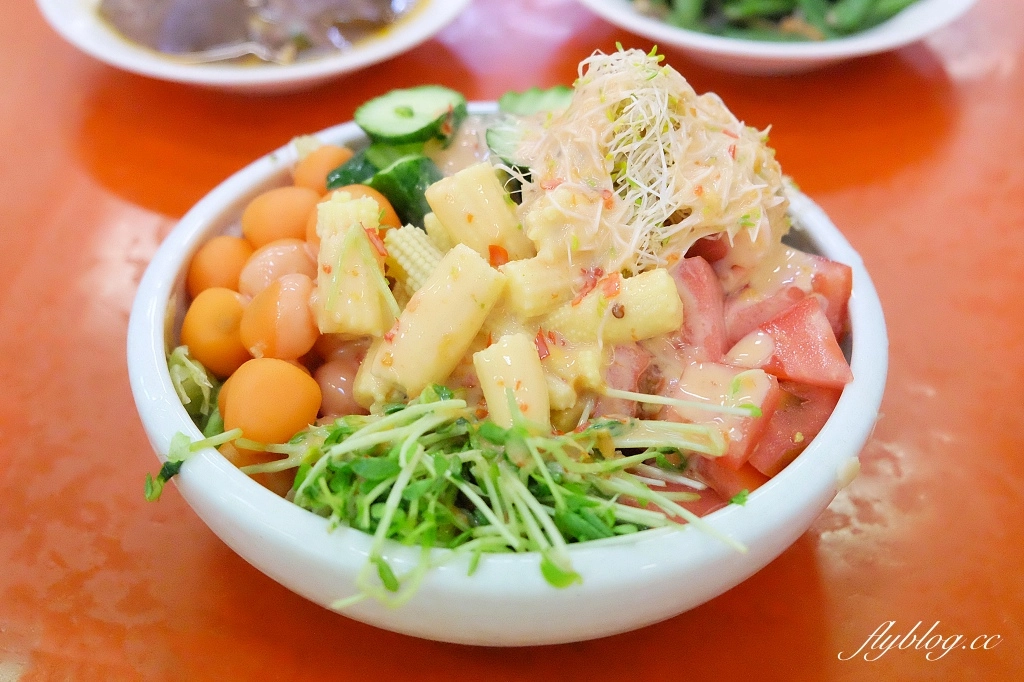 台中梧棲|梧棲來來海鮮餐廳.梧棲高CP值海鮮熱炒,光是免費招待的就半桌了 @飛天璇的口袋 台中梧棲|梧棲來來海鮮餐廳.梧棲高CP值海鮮熱炒,光是免費招待的就半桌了 @飛天璇的口袋