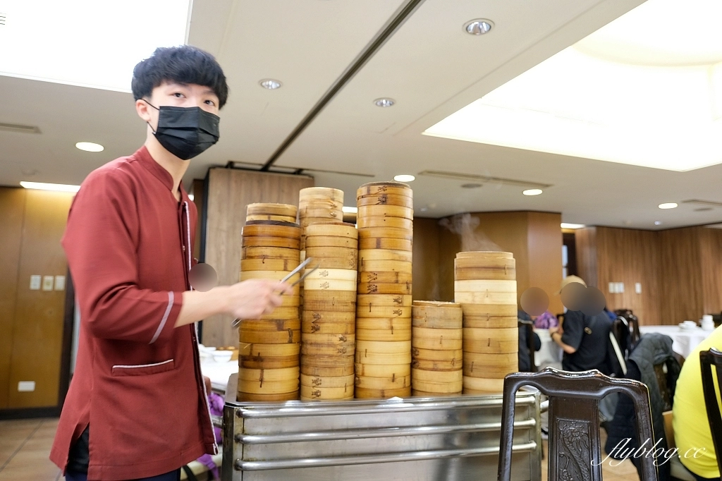 台北松山｜梅花廳粵菜飲茶．兄弟大飯店港式飲茶，飲茶就是要懷舊的手推車 @飛天璇的口袋