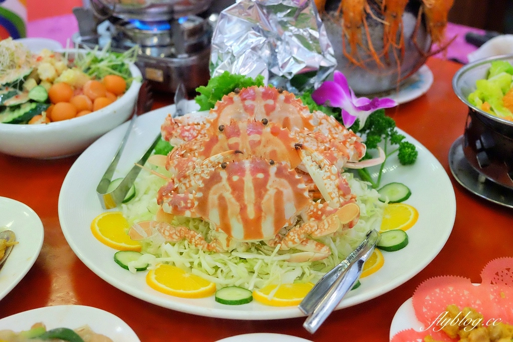 台中梧棲｜梧棲來來海鮮餐廳．梧棲高CP值海鮮熱炒，光是免費招待的就半桌了 @飛天璇的口袋