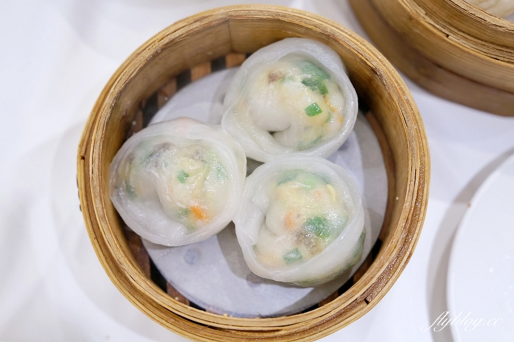 台北松山｜梅花廳粵菜飲茶．兄弟大飯店港式飲茶，飲茶就是要懷舊的手推車 @飛天璇的口袋