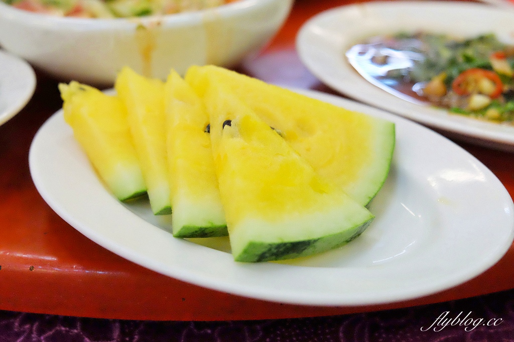 台中梧棲|梧棲來來海鮮餐廳.梧棲高CP值海鮮熱炒,光是免費招待的就半桌了 @飛天璇的口袋 台中梧棲|梧棲來來海鮮餐廳.梧棲高CP值海鮮熱炒,光是免費招待的就半桌了 @飛天璇的口袋