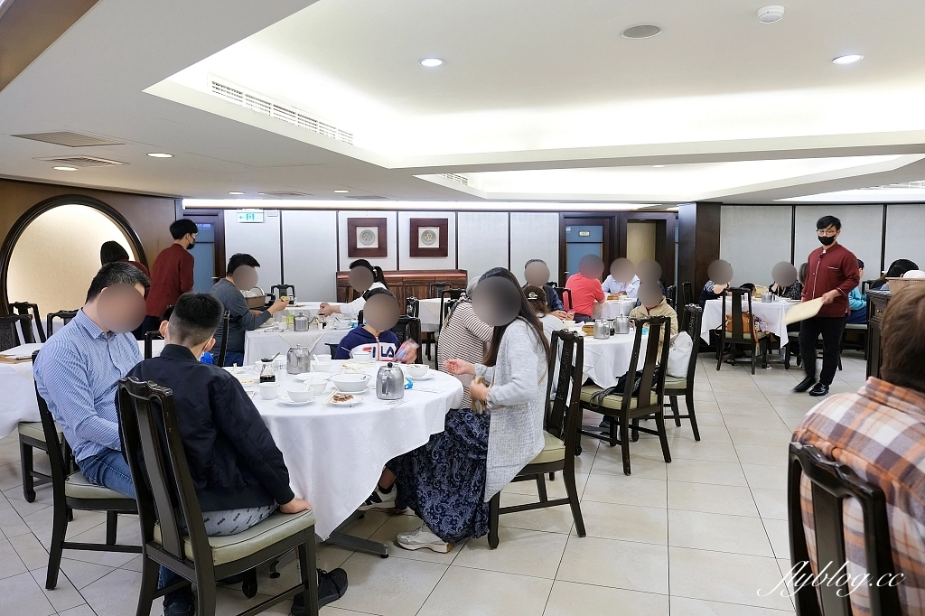 台北松山｜梅花廳粵菜飲茶．兄弟大飯店港式飲茶，飲茶就是要懷舊的手推車 @飛天璇的口袋