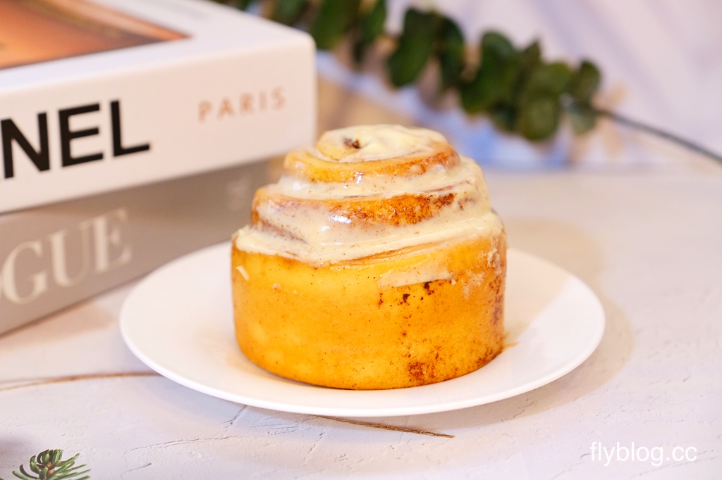 台北中正｜胖死我太太．要抽籤才吃得到，台北人氣肉桂捲 @飛天璇的口袋