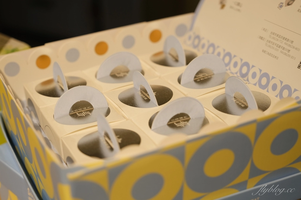 台南仁德｜深藍咖啡館奇美博物館店．到博物館吃甜點，台南LV級千層蛋糕 @飛天璇的口袋