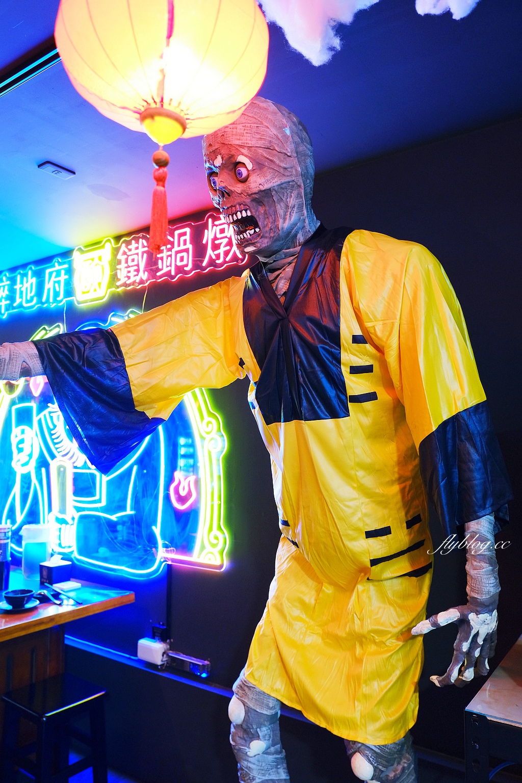 台中西區｜醉地府鐵鍋燉台中公益店．以陰間地府為主題，台南地府風餐廳進駐台中 @飛天璇的口袋