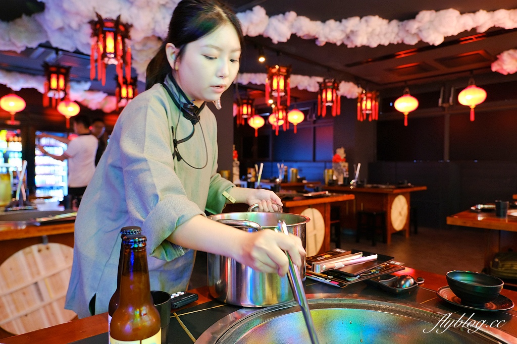 台中西區｜醉地府鐵鍋燉台中公益店．以陰間地府為主題，台南地府風餐廳進駐台中 @飛天璇的口袋