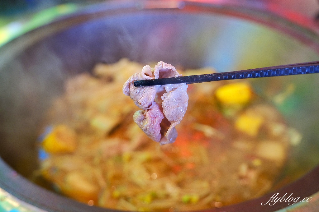 台中西區｜醉地府鐵鍋燉台中公益店．以陰間地府為主題，台南地府風餐廳進駐台中 @飛天璇的口袋