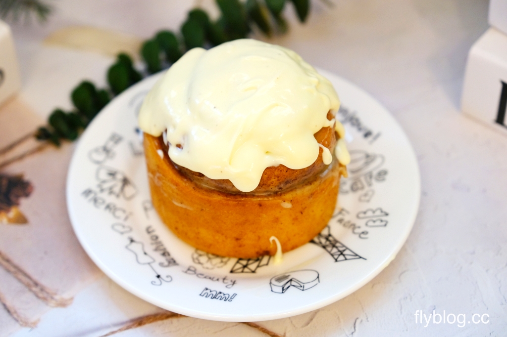 台北中正｜胖死我太太．要抽籤才吃得到，台北人氣肉桂捲 @飛天璇的口袋