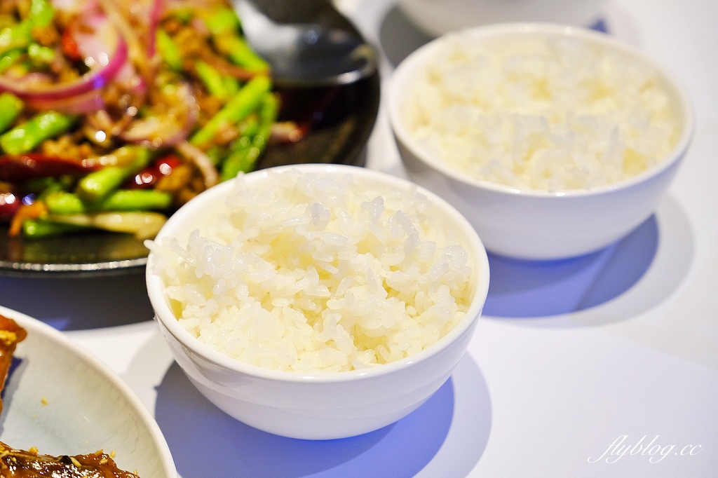 台南安平｜滿玥軒．台南新潮中式烤鴨餐廳，融入8大菜系的中華料理 @飛天璇的口袋