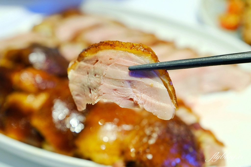 台南安平｜滿玥軒．台南新潮中式烤鴨餐廳，融入8大菜系的中華料理 @飛天璇的口袋