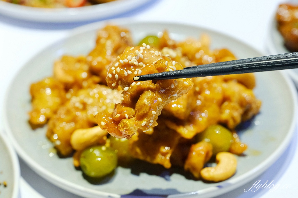 台南安平｜滿玥軒．台南新潮中式烤鴨餐廳，融入8大菜系的中華料理 @飛天璇的口袋