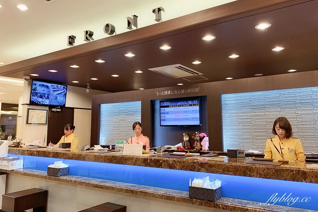 日本山梨｜東橫Inn 富士河口湖大橋 ．出門就看到富士山，有接駁車到河口湖車站 @飛天璇的口袋