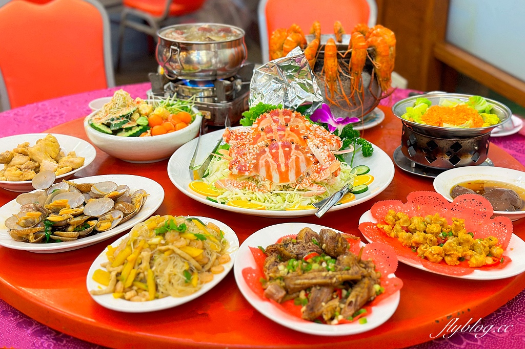 台中梧棲｜梧棲來來海鮮餐廳．梧棲高CP值海鮮熱炒，光是免費招待的就半桌了 @飛天璇的口袋