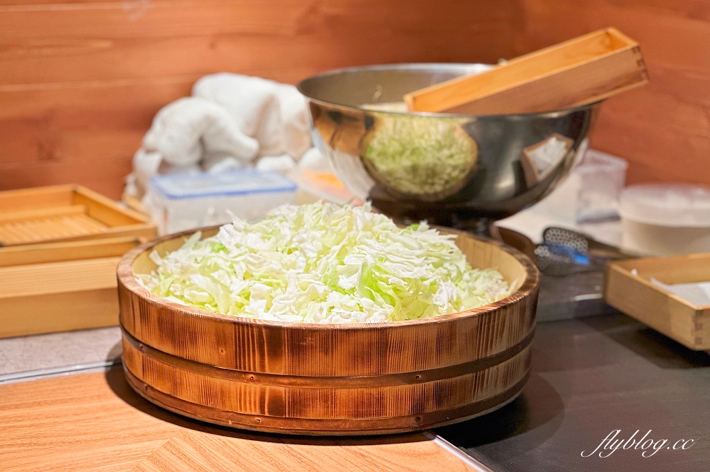 台中西屯｜季樂和牛鐵板燒．新光三越初魚新品牌，和牛套餐268元起 @飛天璇的口袋