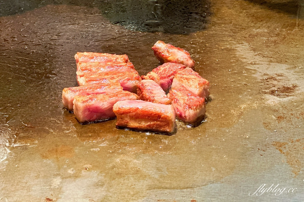 台中西屯｜季樂和牛鐵板燒．新光三越初魚新品牌，和牛套餐268元起 @飛天璇的口袋