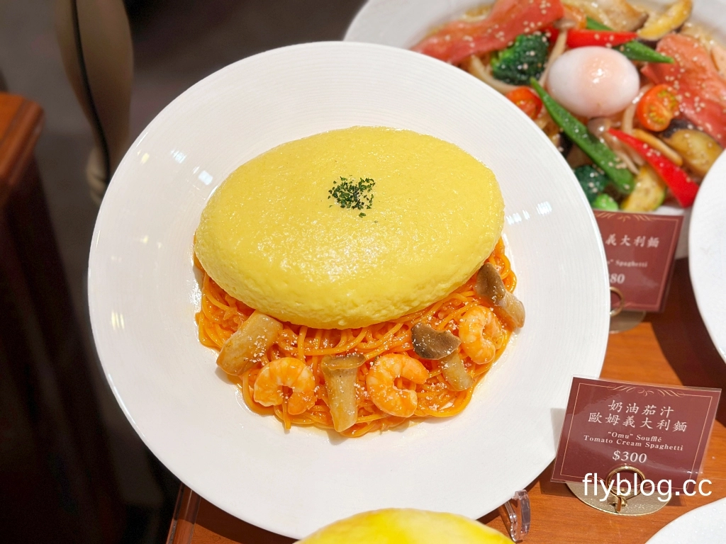 台中西屯｜星乃珈琲店 台中中港店．來自名古屋的連鎖咖啡館．必點舒芙蕾鬆餅和熱蛋糕 @飛天璇的口袋