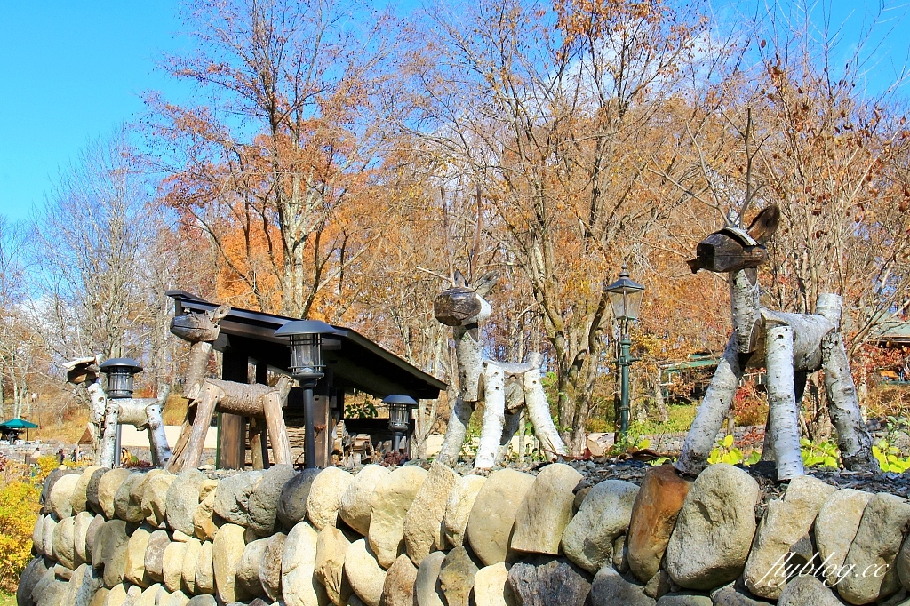 日本山梨｜清里萌木之村．充滿歐洲風情的童話小鎮，日本唯一森林裡的旋轉木馬 @飛天璇的口袋