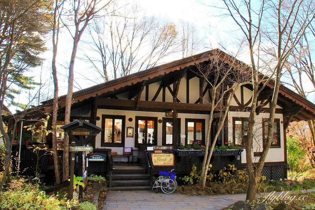 日本山梨｜清里萌木之村．充滿歐洲風情的童話小鎮，日本唯一森林裡的旋轉木馬 @飛天璇的口袋