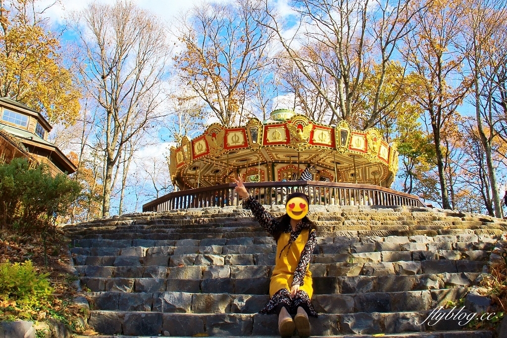 日本山梨｜清里萌木之村．充滿歐洲風情的童話小鎮，日本唯一森林裡的旋轉木馬 @飛天璇的口袋