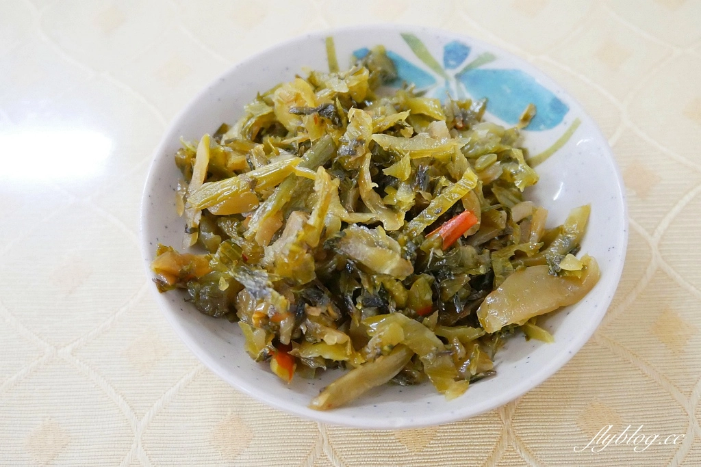 台中北區|山東孫家麵館.一中商圈大份量牛肉麵,樸實無華卻是真材實料 @飛天璇的口袋 台中北區|山東孫家麵館.一中商圈大份量牛肉麵,樸實無華卻是真材實料 @飛天璇的口袋