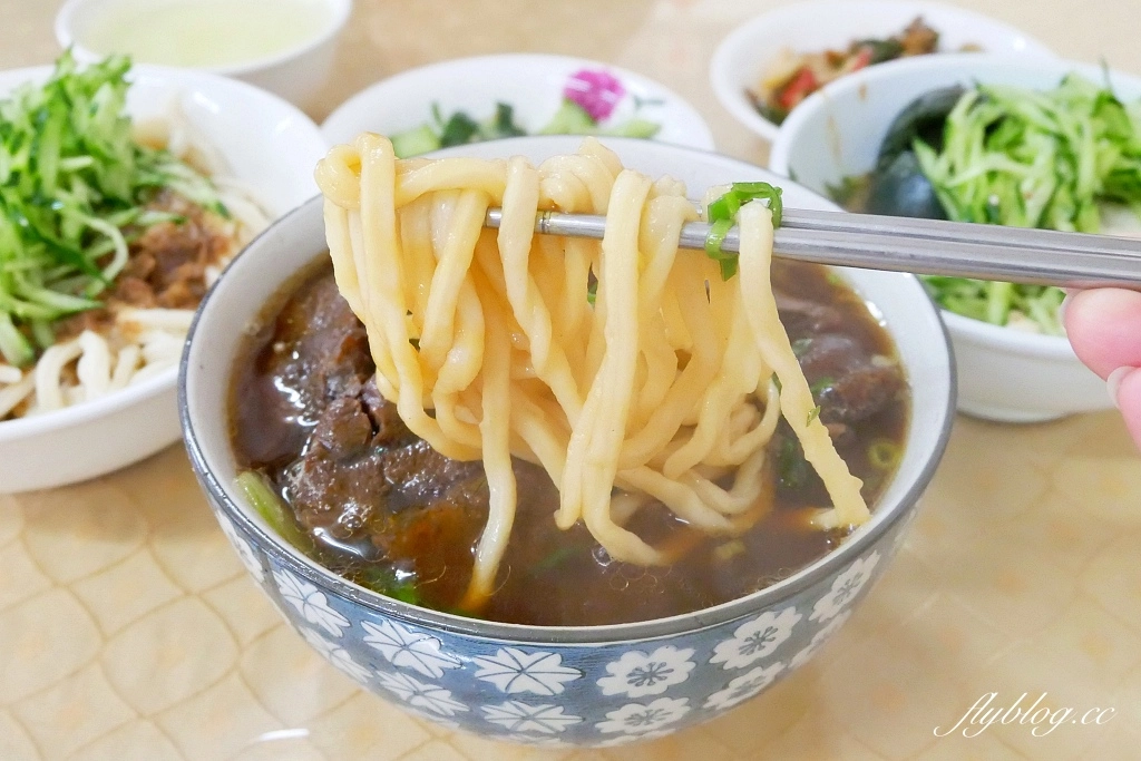 台中北區|山東孫家麵館.一中商圈大份量牛肉麵,樸實無華卻是真材實料 @飛天璇的口袋 台中北區|山東孫家麵館.一中商圈大份量牛肉麵,樸實無華卻是真材實料 @飛天璇的口袋
