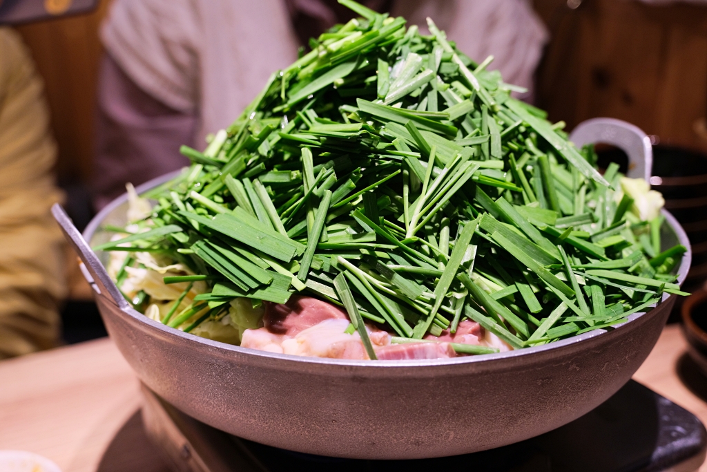 日本福岡｜大山牛腸鍋 KITTE博多店 もつ鍋 おおやま．博多必吃牛腸鍋，JR博多車站步行3分鐘 @飛天璇的口袋