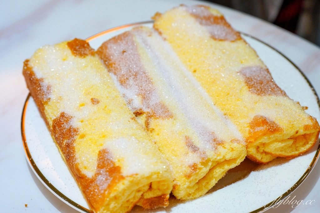 台中北屯｜老雪花齋．很醜但是很好吃的蛋糕捲，豐原百年老店伴手禮 @飛天璇的口袋