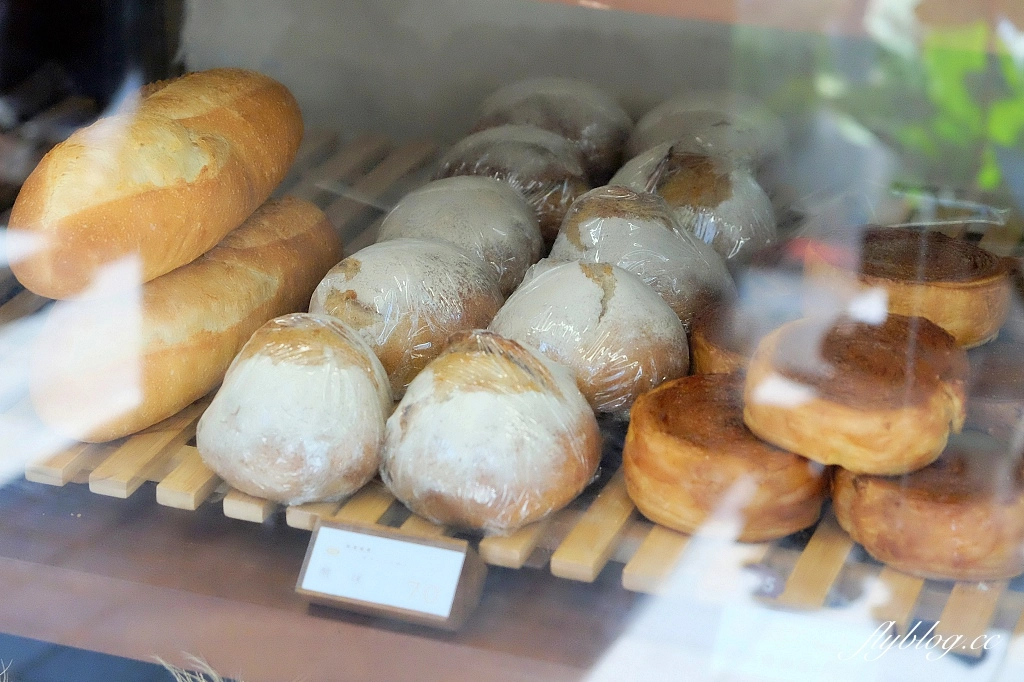 台中西區｜邦穀烘焙製造所．市集起家的烘焙坊，每一種口味都好好吃 @飛天璇的口袋