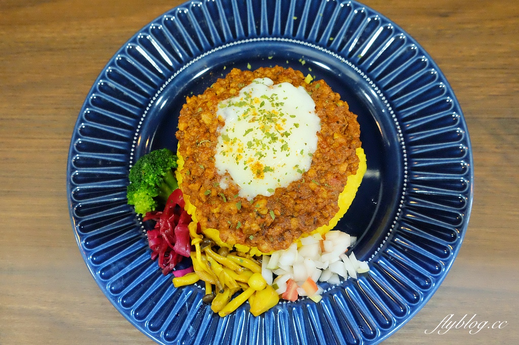 台中北屯｜丞寬咖哩．台中少見乾咖哩，印度風純正香料咖哩 @飛天璇的口袋