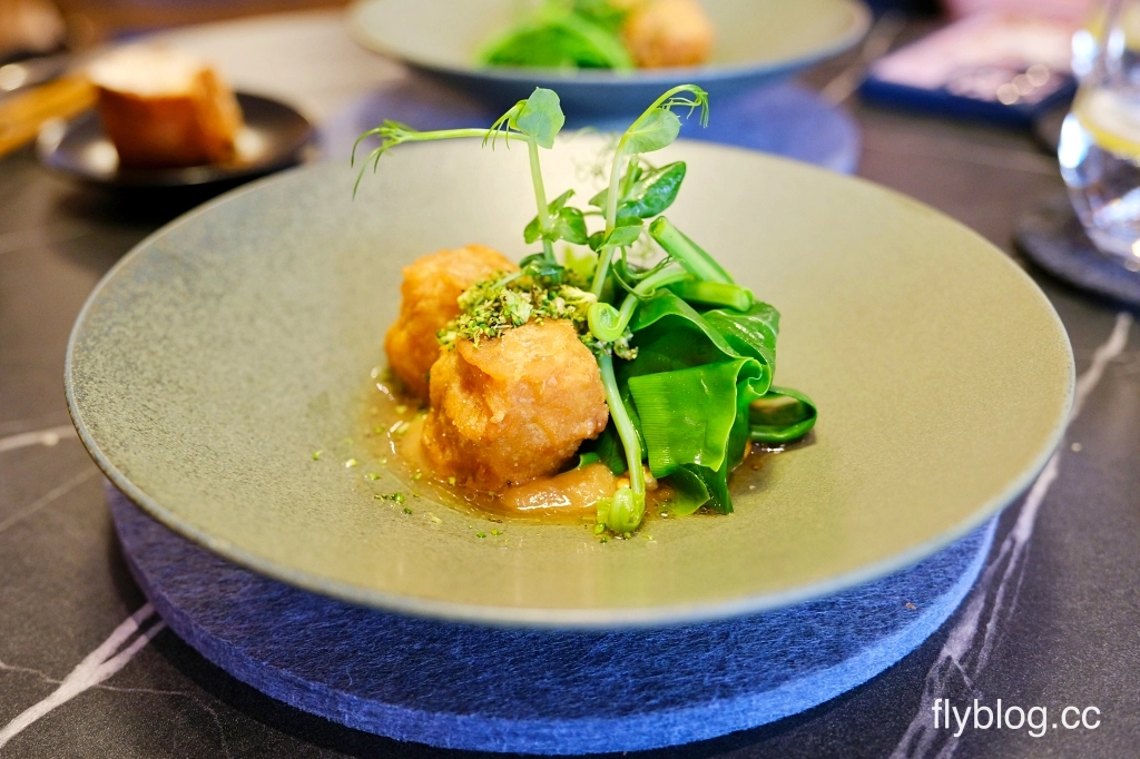 台中西區｜HUIST RESTAURANT 卉寓．卉咖啡新品牌．1350元起無菜單料理 @飛天璇的口袋