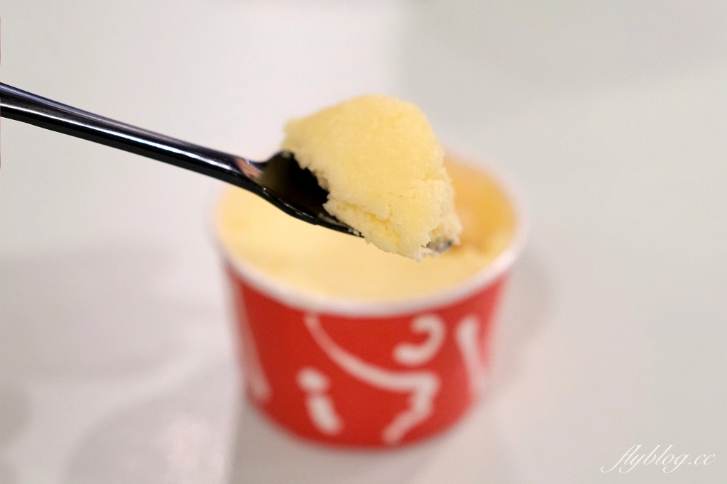 日本大分｜由布院Milch．超人氣半熟起司蛋糕，連續九年世界金牌大賞 @飛天璇的口袋