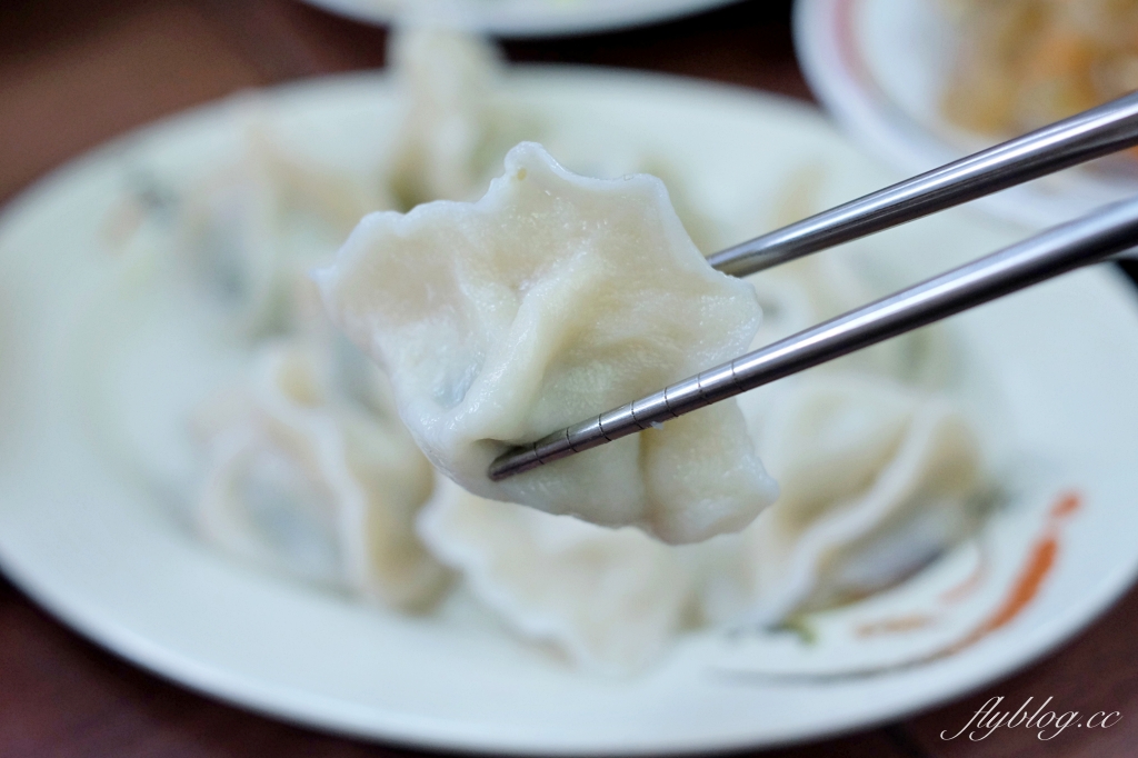台北萬華｜老山東牛肉麵．西門町萬年大樓地下室，米其林必比登牛肉麵 @飛天璇的口袋